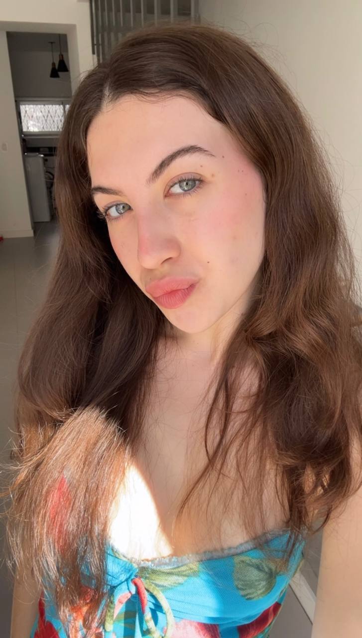 Nude girl Amber in Yangon