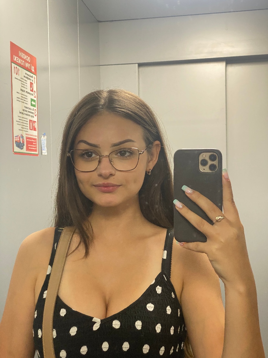 Sexy model Stacy in Yangon